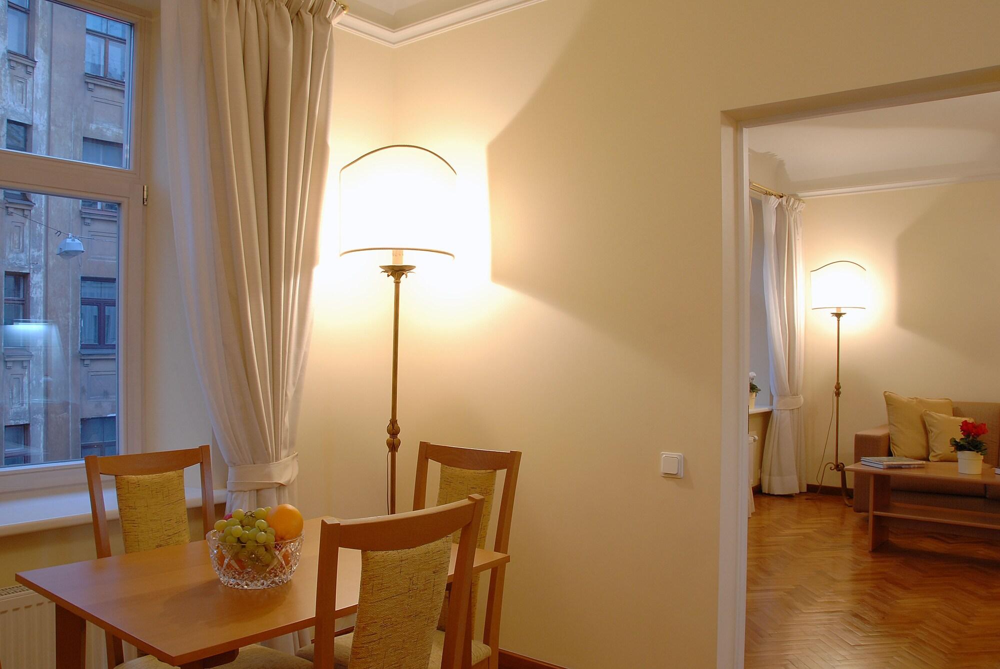 Baltic Suites Рига Екстериор снимка