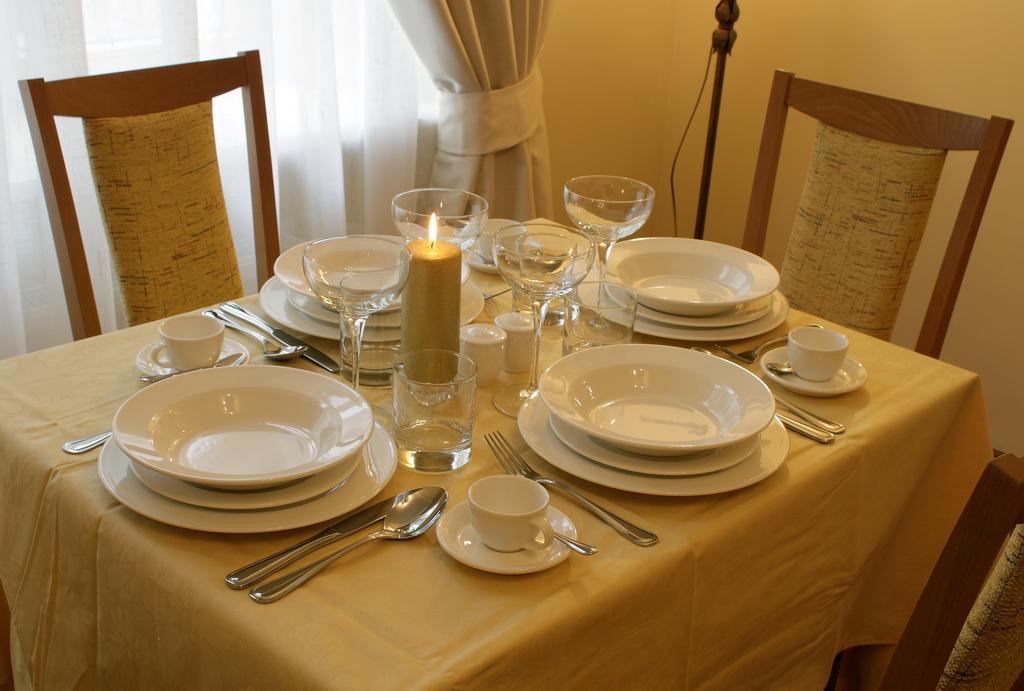 Baltic Suites Рига Стая снимка