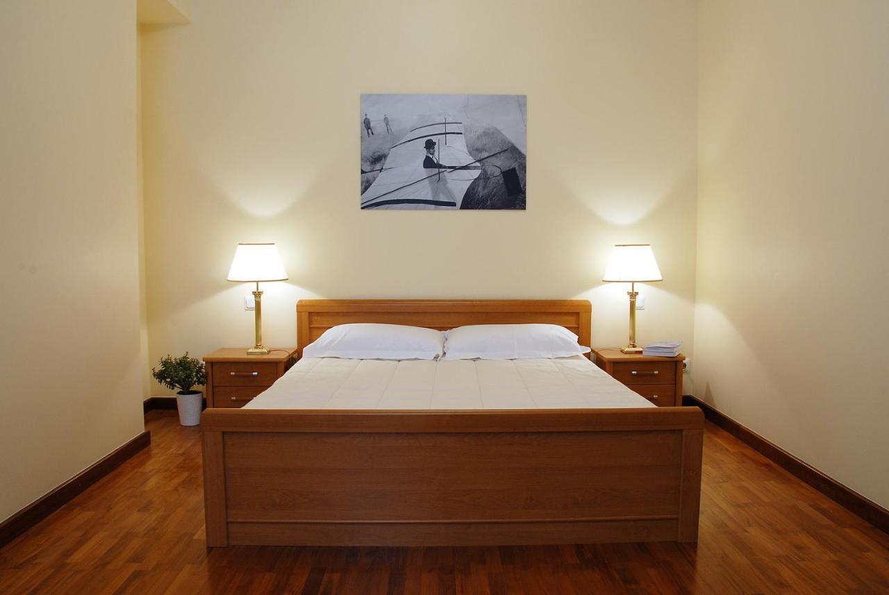 Baltic Suites Рига Стая снимка